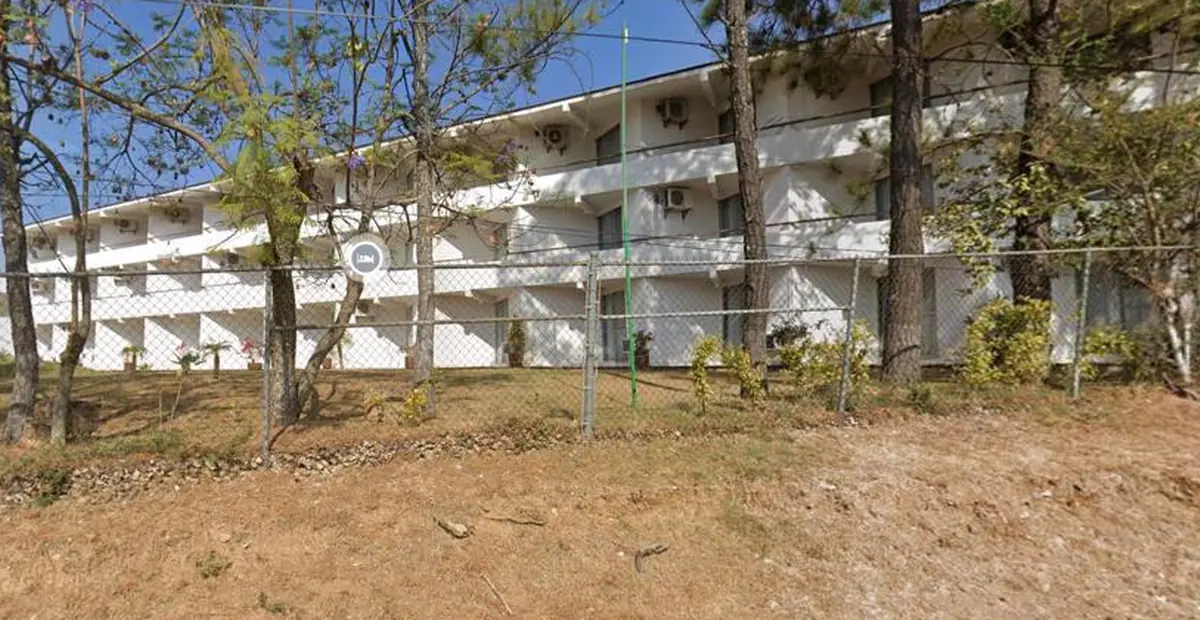 Fachada del Hotel San Felipe, en la colonia San Felipe del Agua, al norte de Oaxaca de Juárez.